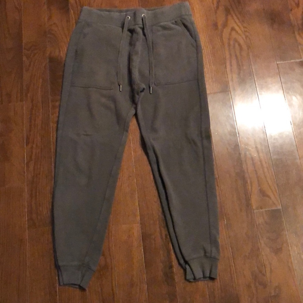 Men’s size small joggers